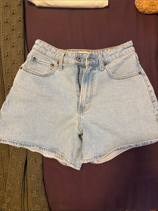 Abercrombie & Fitch Pants - Abercrombie & Fitch curve love Light Wash High-Rise Denim Shorts
